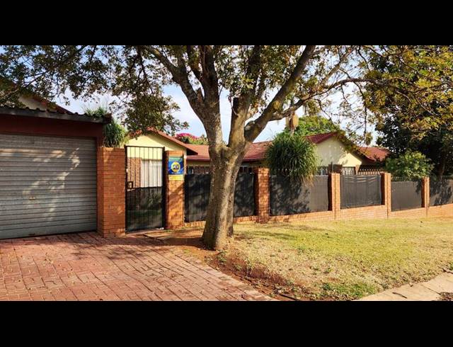 3 BEDROOM HOUSE FOR SALE IN THERESA PARK